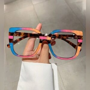 1pc Trendy Squared-NonPrescription Eyeglasses w/ Case and Clean cloth